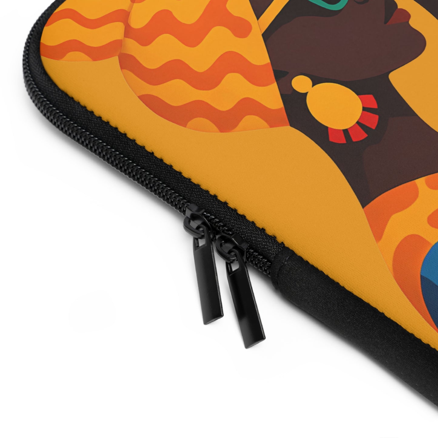 Shine Loud. Shine True. Afrocentric Laptop Sleeve – Cultural Style Meets Functionality